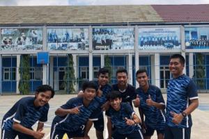 selalu latihan dengan tekun